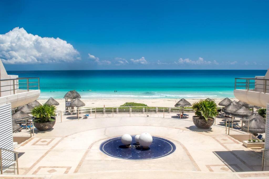 Ocean View Apartment, Best Beach Area, 3 Bedrooms Cancún Exteriör bild