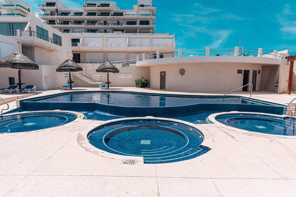 Ocean View Apartment, Best Beach Area, 3 Bedrooms Cancún Exteriör bild