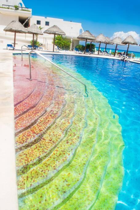 Ocean View Apartment, Best Beach Area, 3 Bedrooms Cancún Exteriör bild